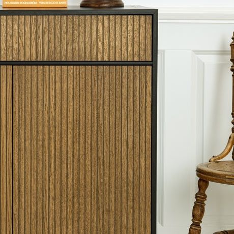 Multibrackets M AV-Cabinet TV-Lift 55" Design Walnut